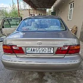 Toyota Avalon 1999