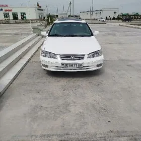 Toyota Camry 2000