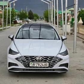 Hyundai Sonata 2021
