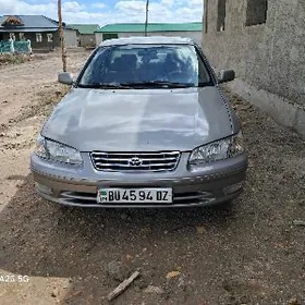 Toyota Camry 1998