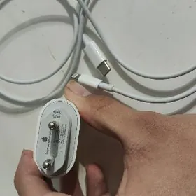 IPhone orginal zaryatnik