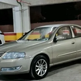 Nissan Sunny 2011