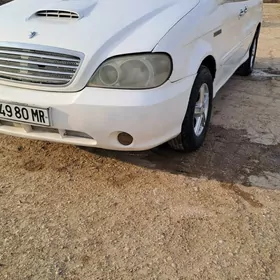Kia Cerato 2002