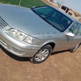 Toyota Camry 2000