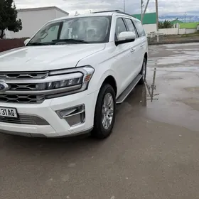 Ford Expedition 2022