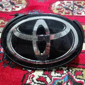 Camry antradar znak