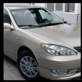 Toyota Camry 2005