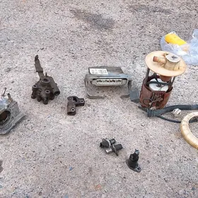 korolla 6 binzenasos kampuýute