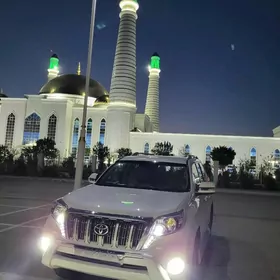 Toyota Land Cruiser Prado 2015