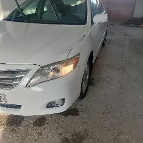 Toyota Camry 2011