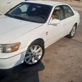 Toyota Camry 1999