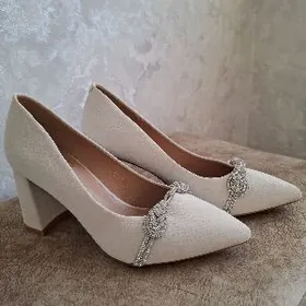 Женские туфли