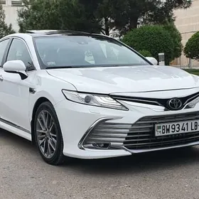 Toyota Camry 2020