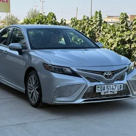 Toyota Camry 2023
