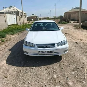 Toyota Camry 2001