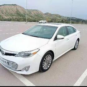 Toyota Avalon 2013