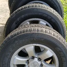 prado 265 65 17 dunlop