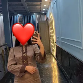 Satlyk köýnekler 2 gezek geýil