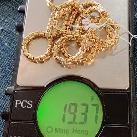 gyzyl zynjyr we braslet