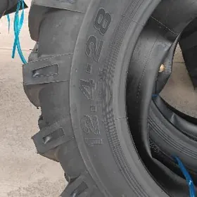 Traktor Teker 12.4/28