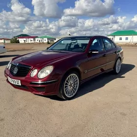 Mercedes-Benz 500E 2004