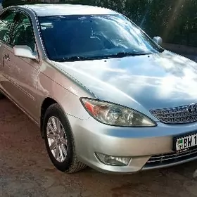 Toyota Camry 2004