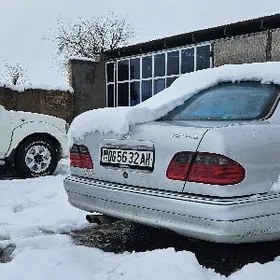 Mercedes-Benz E500 1997