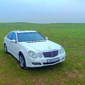 Mercedes-Benz E320 2002