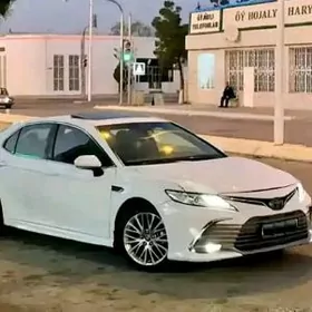 Toyota Camry 2023