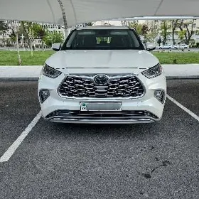 Toyota Highlander 2020
