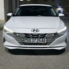 Hyundai Elantra 2021