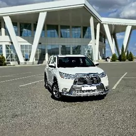 Toyota Highlander 2014