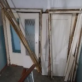 деревянные двери