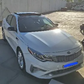 Kia Optima 2020