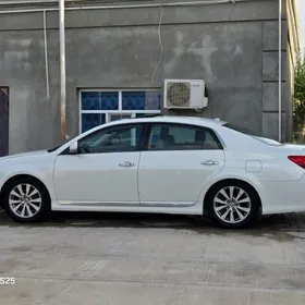 Toyota Avalon 2011