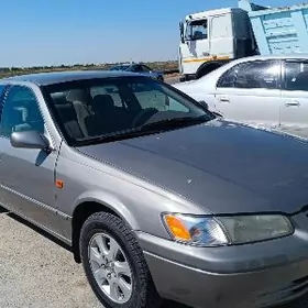 Toyota Camry 1998