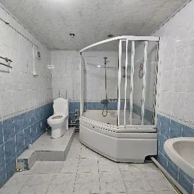 4 mkr 4 komnat 1 etaž