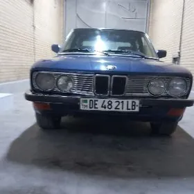 BMW 520 1986