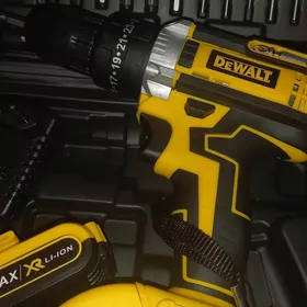 DEWALT шуруповёр drel.