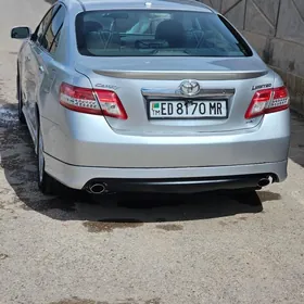 Toyota Camry 2011