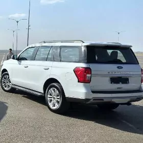 Ford Expedition 2023