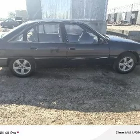 Opel Omega 1990
