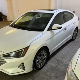 Hyundai Elantra 2020