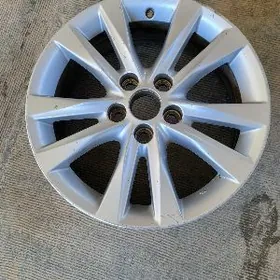 Lexus es 10-12 radnoy diska