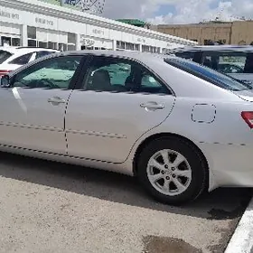 Toyota Camry 2010