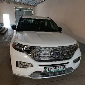Ford Explorer 2022