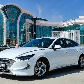 Hyundai Sonata 2021