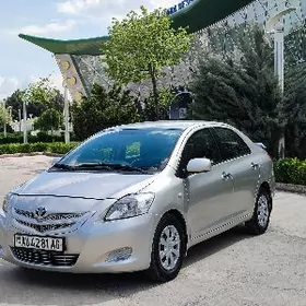 Toyota Yaris 2008