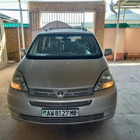 Toyota Sienna 2004