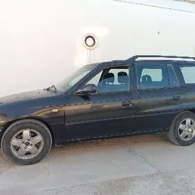 Opel Astra 1998
